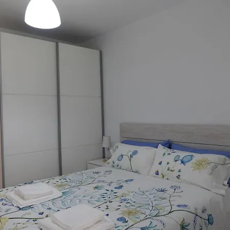 Apartamento Playa San Lorenzo Apartmán *